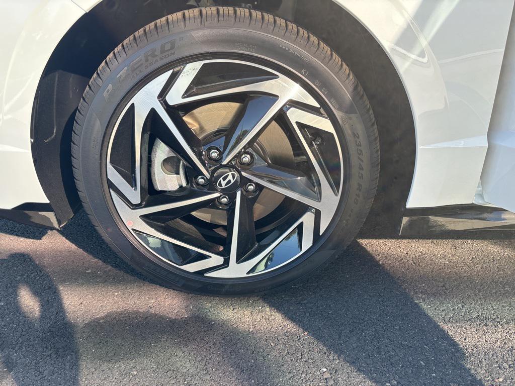 2025 Hyundai Sonata SEL Convenience photo 23