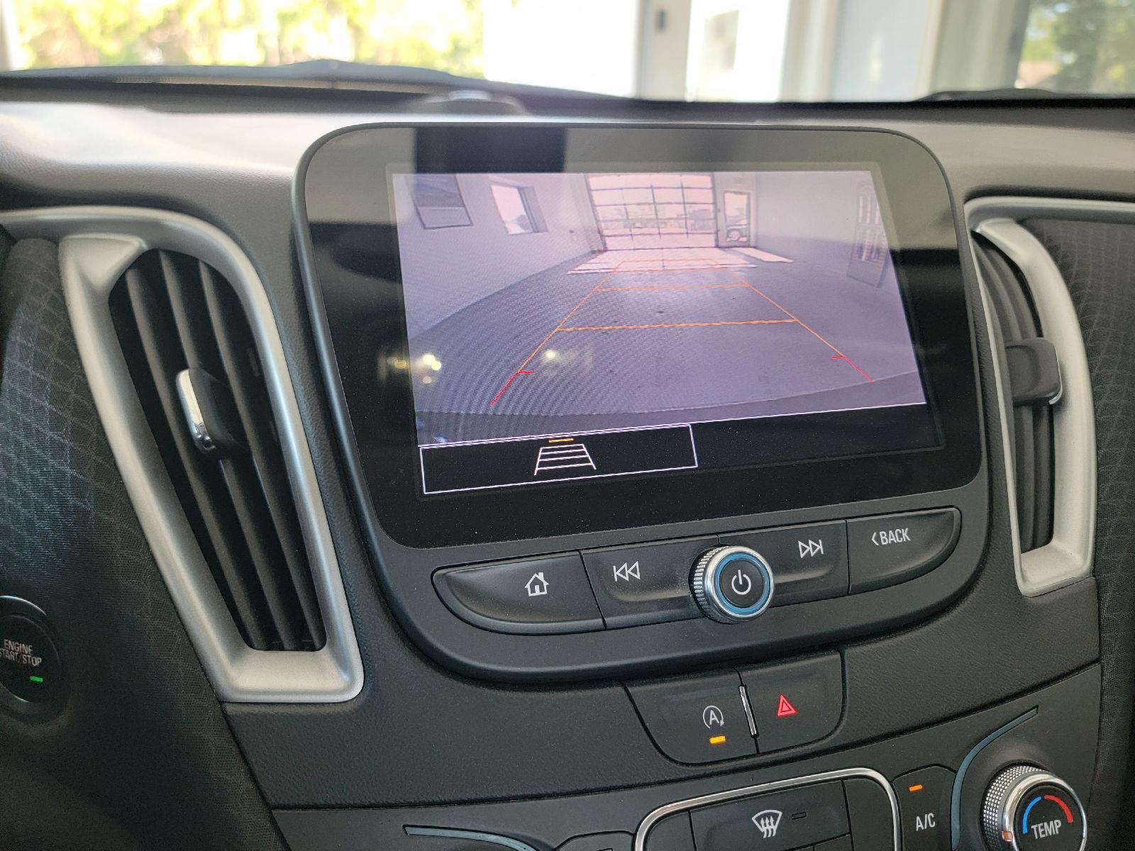 2022 Chevrolet Malibu LS photo 17