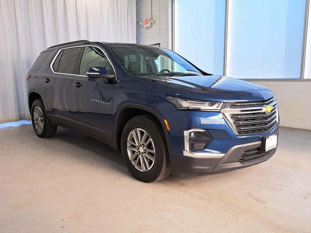 2023 Chevrolet Traverse photo 3