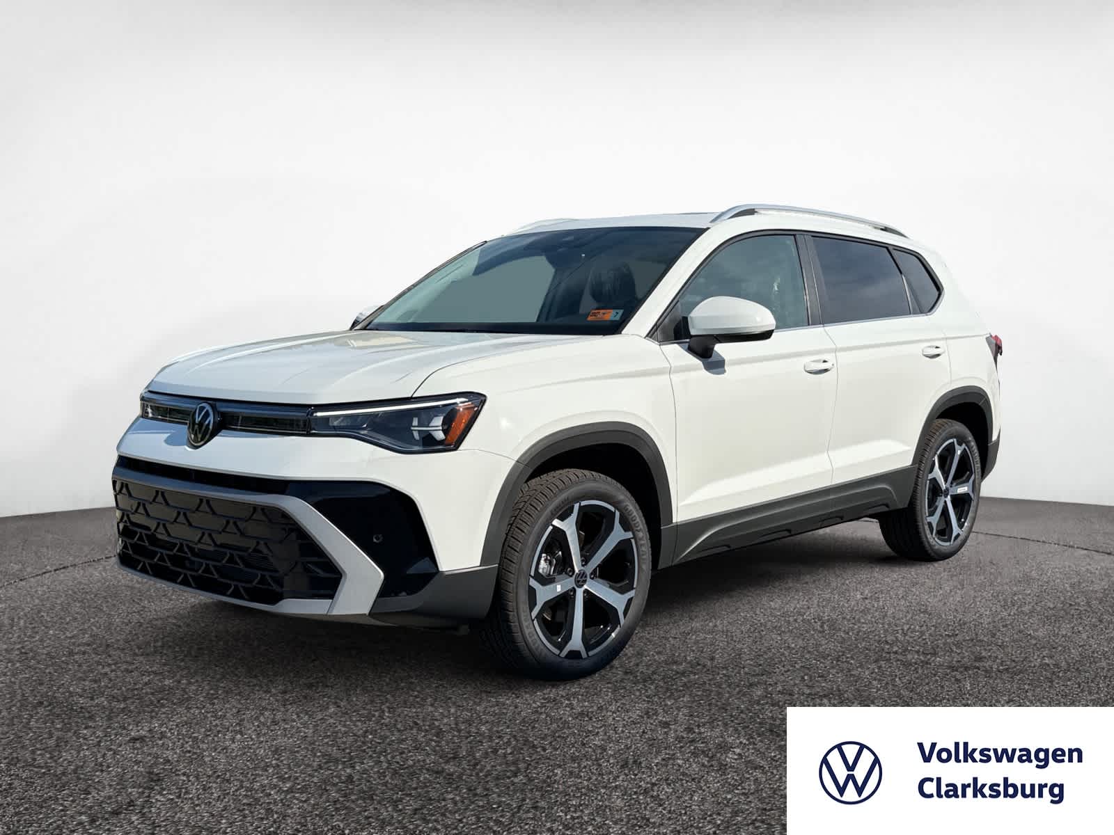 2025 Volkswagen Taos SEL's photo