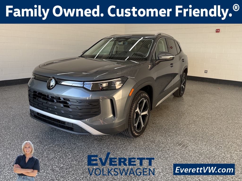 2026 Volkswagen Tiguan SE's photo