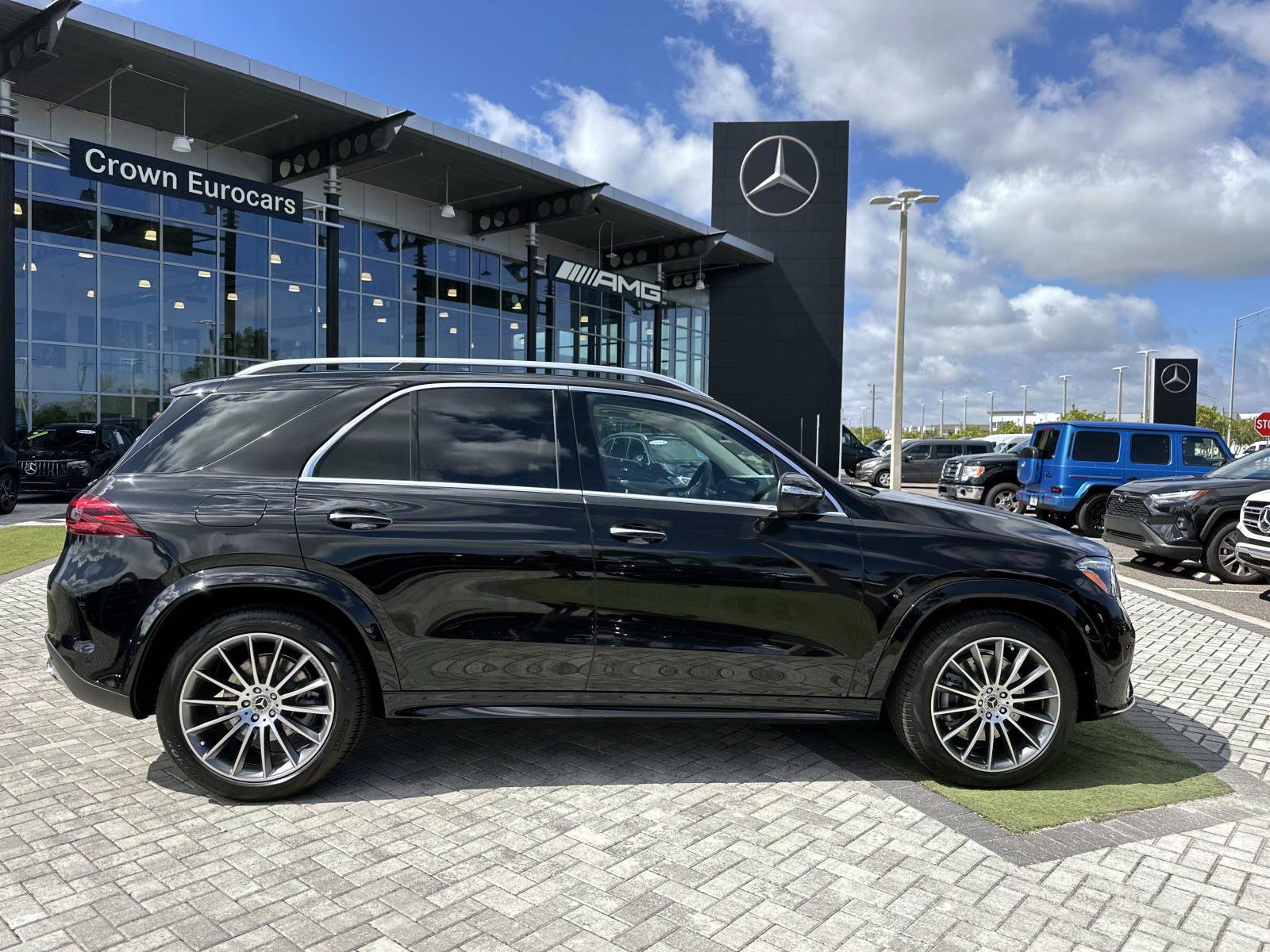 2026 Mercedes Benz GLE 450 4MATIC photo 3