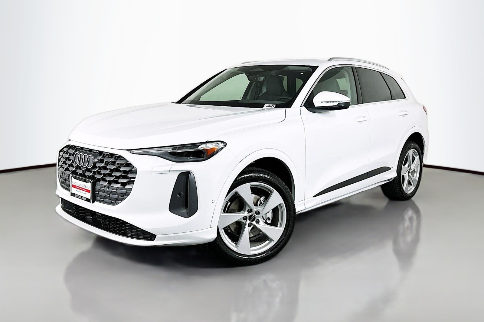 2025 Audi New Q5 Premium Plus's photo