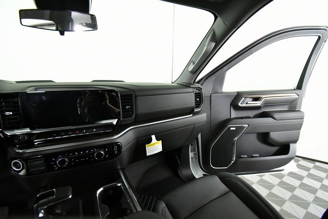 2025 Chevrolet Silverado 1500 LT Trail Boss photo 17