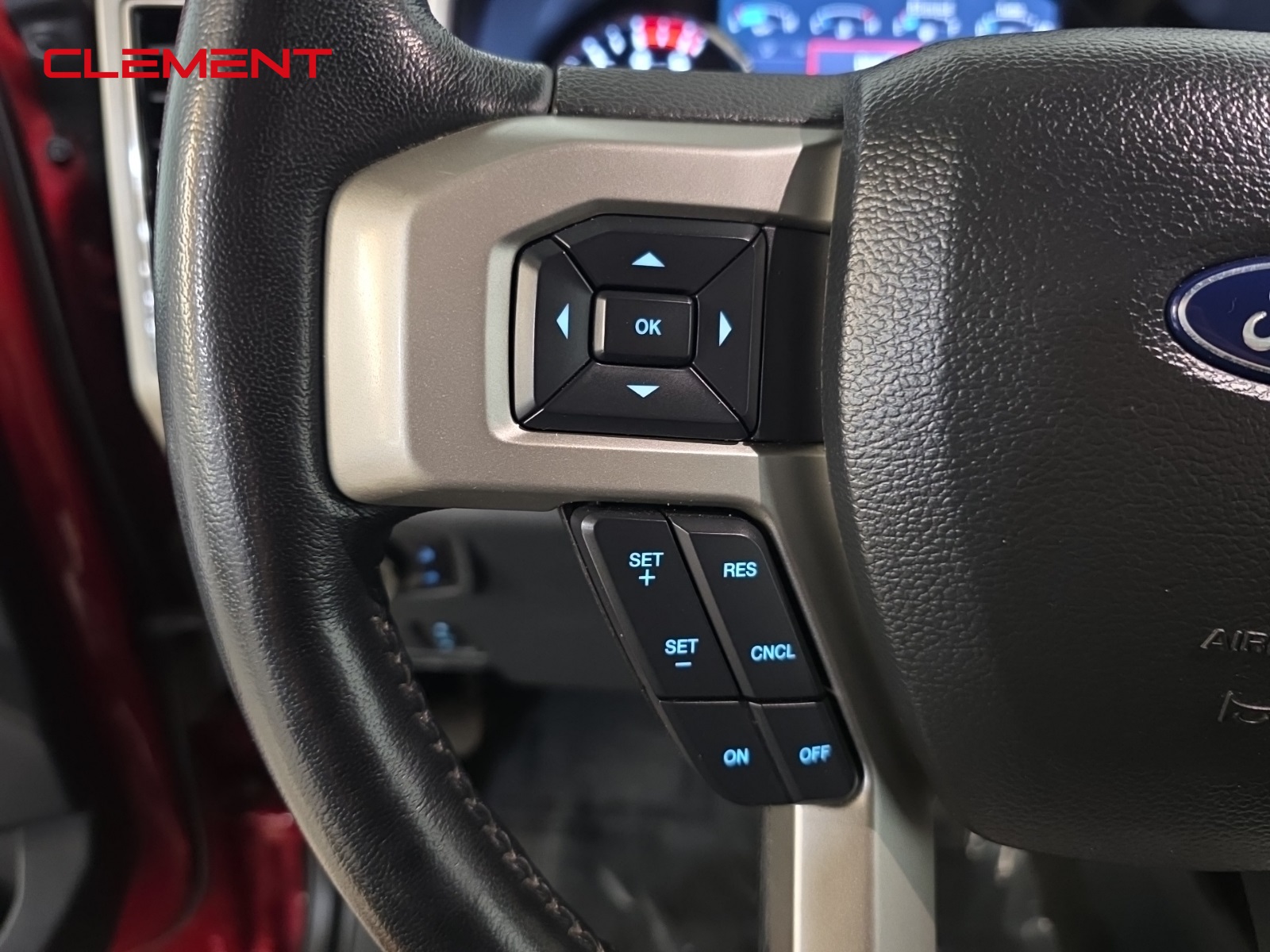 2022 Ford F-250 Lariat photo 10