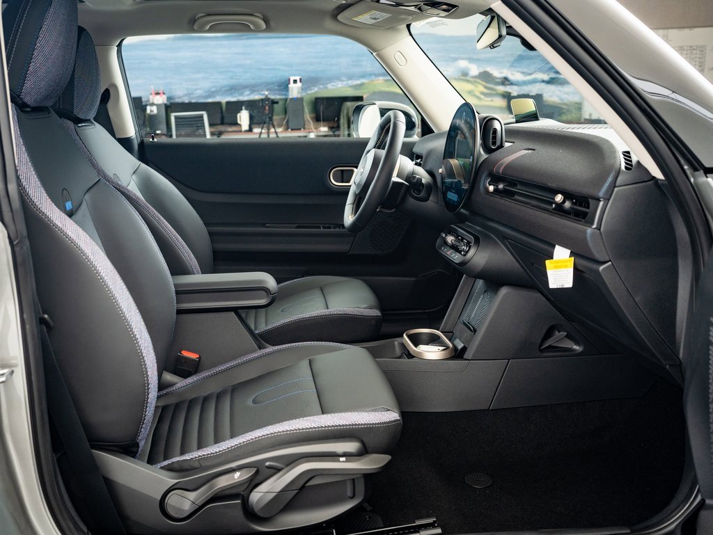 2025 Mini Cooper Signature photo 20