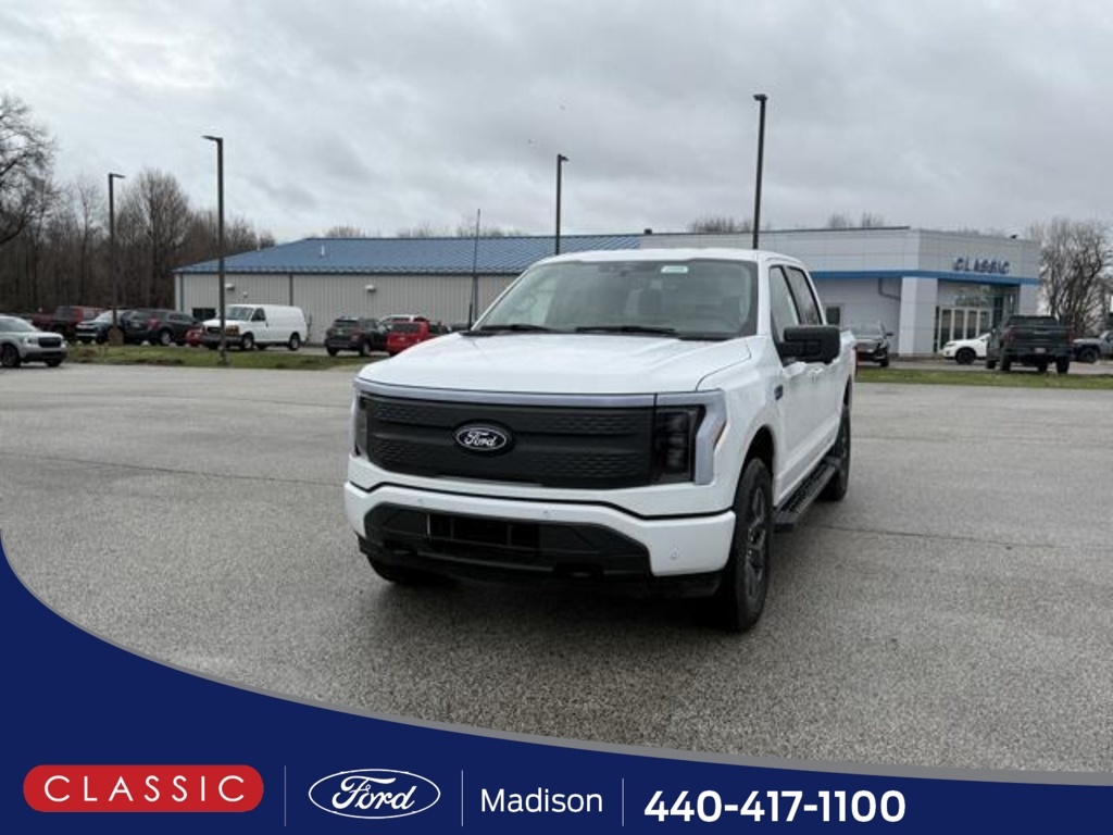 2025 Ford F-150 Lightning Flash's photo
