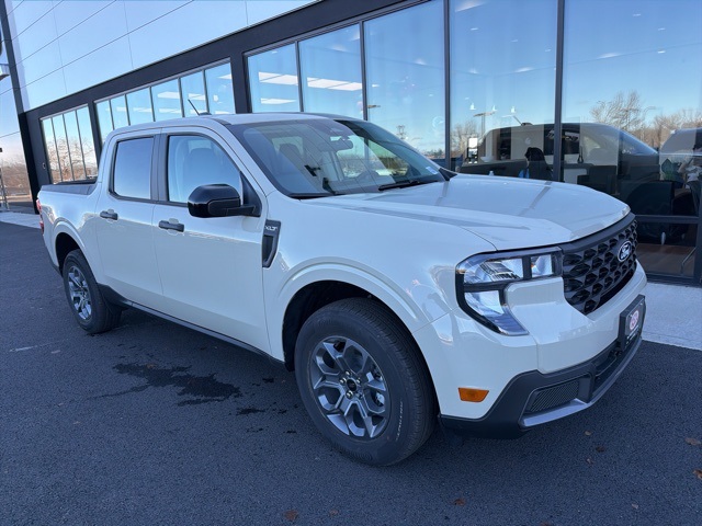 2025 Ford Maverick XLT's photo
