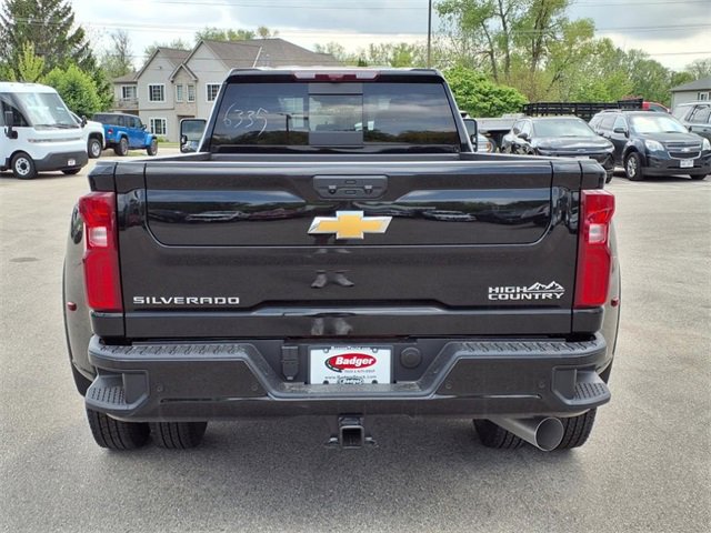 2025 Chevrolet Silverado 3500HD High Country photo 4