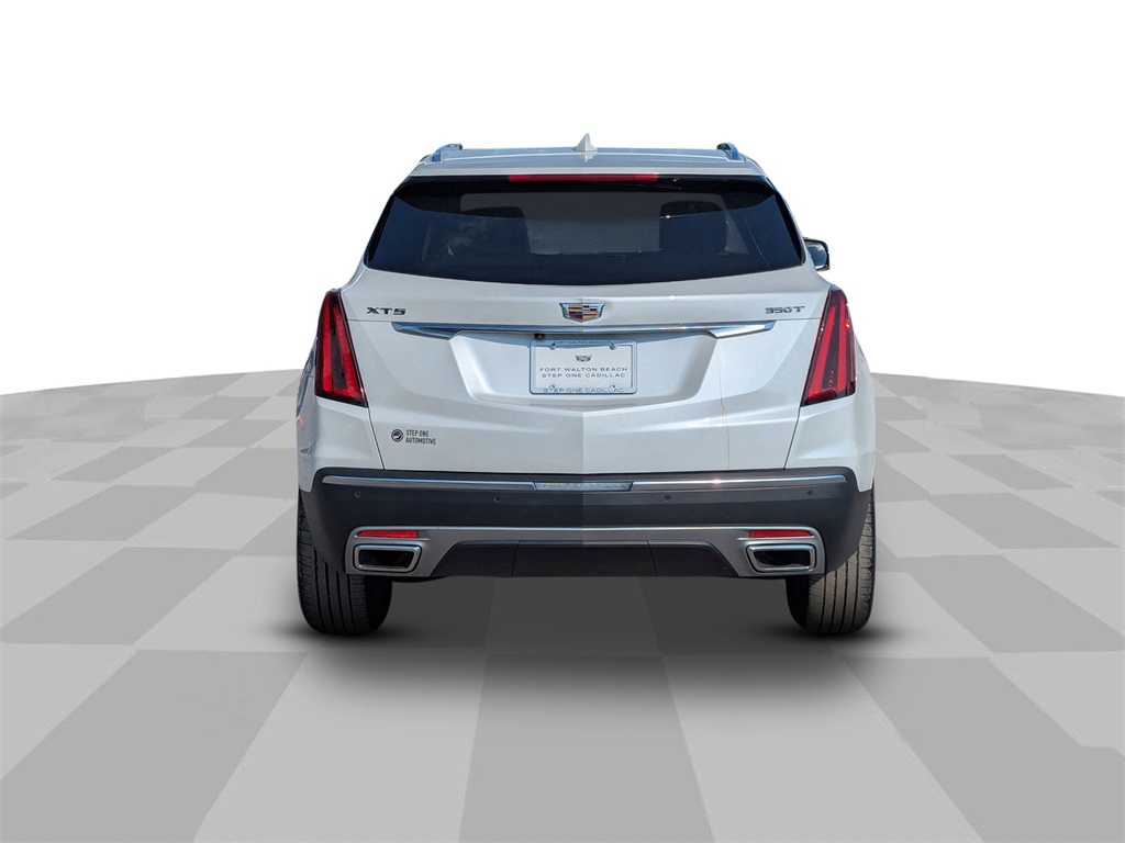 2022 Cadillac XT5 Premium Luxury photo 3