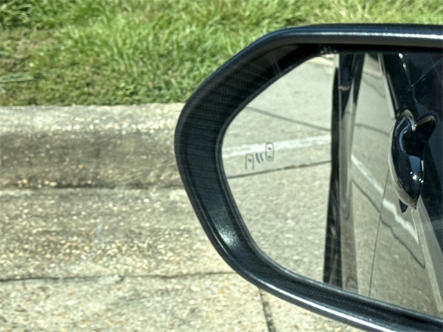 2025 Toyota Camry SE photo 17