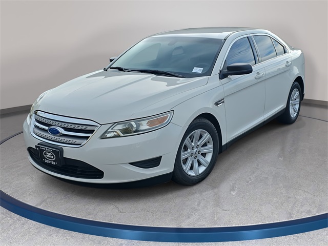 2012 Ford Taurus SE's photo