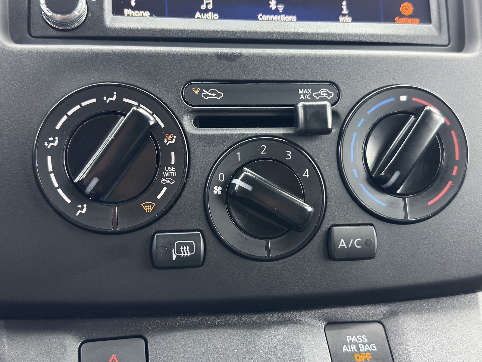 2020 Nissan NV200 SV photo 28