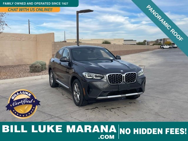 2025 BMW X4 30i's photo