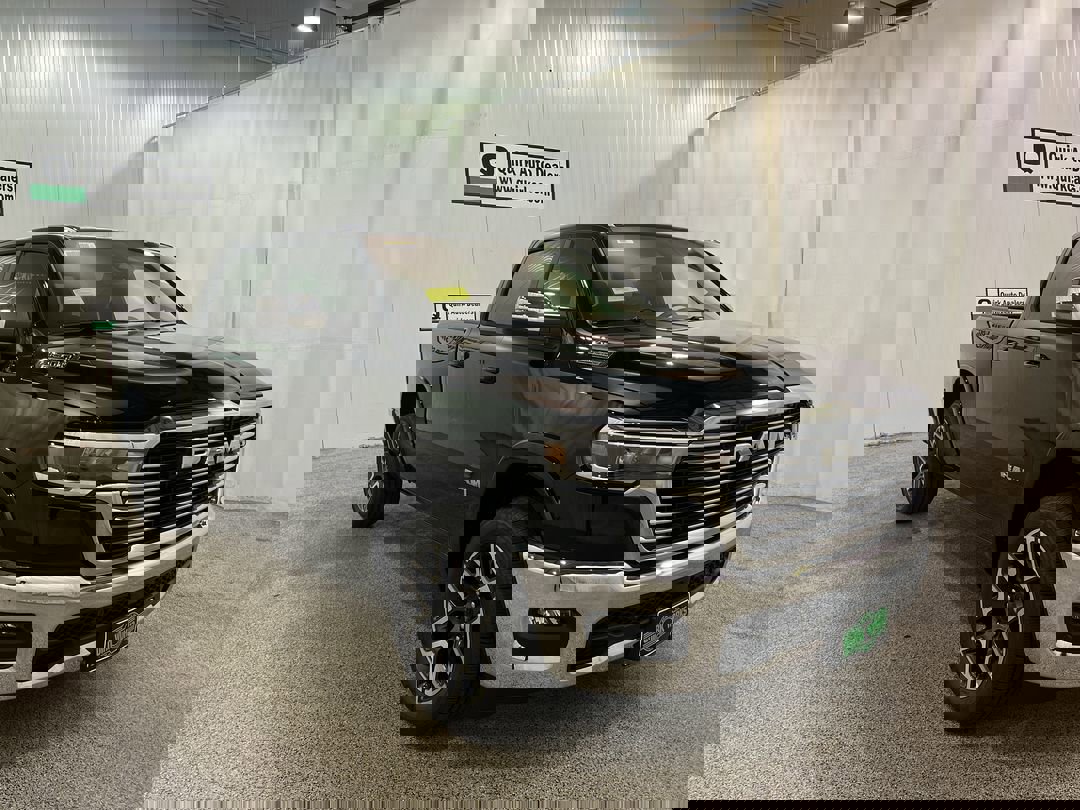 2026 RAM Ram 1500 Pickup Laramie's photo