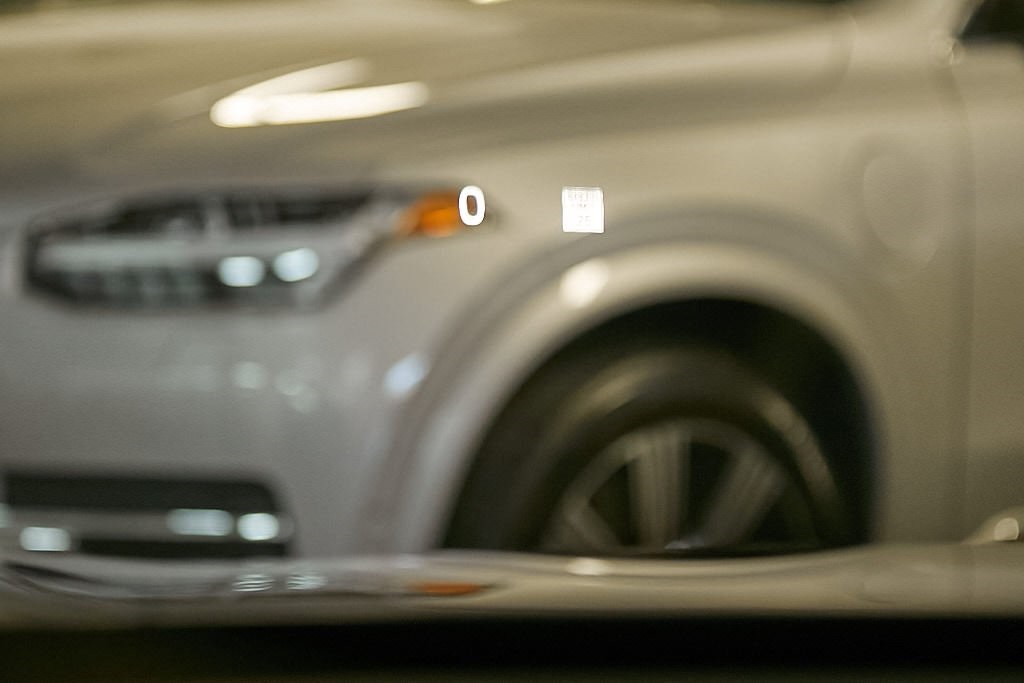 2026 VOLVO XC60 - Image 26