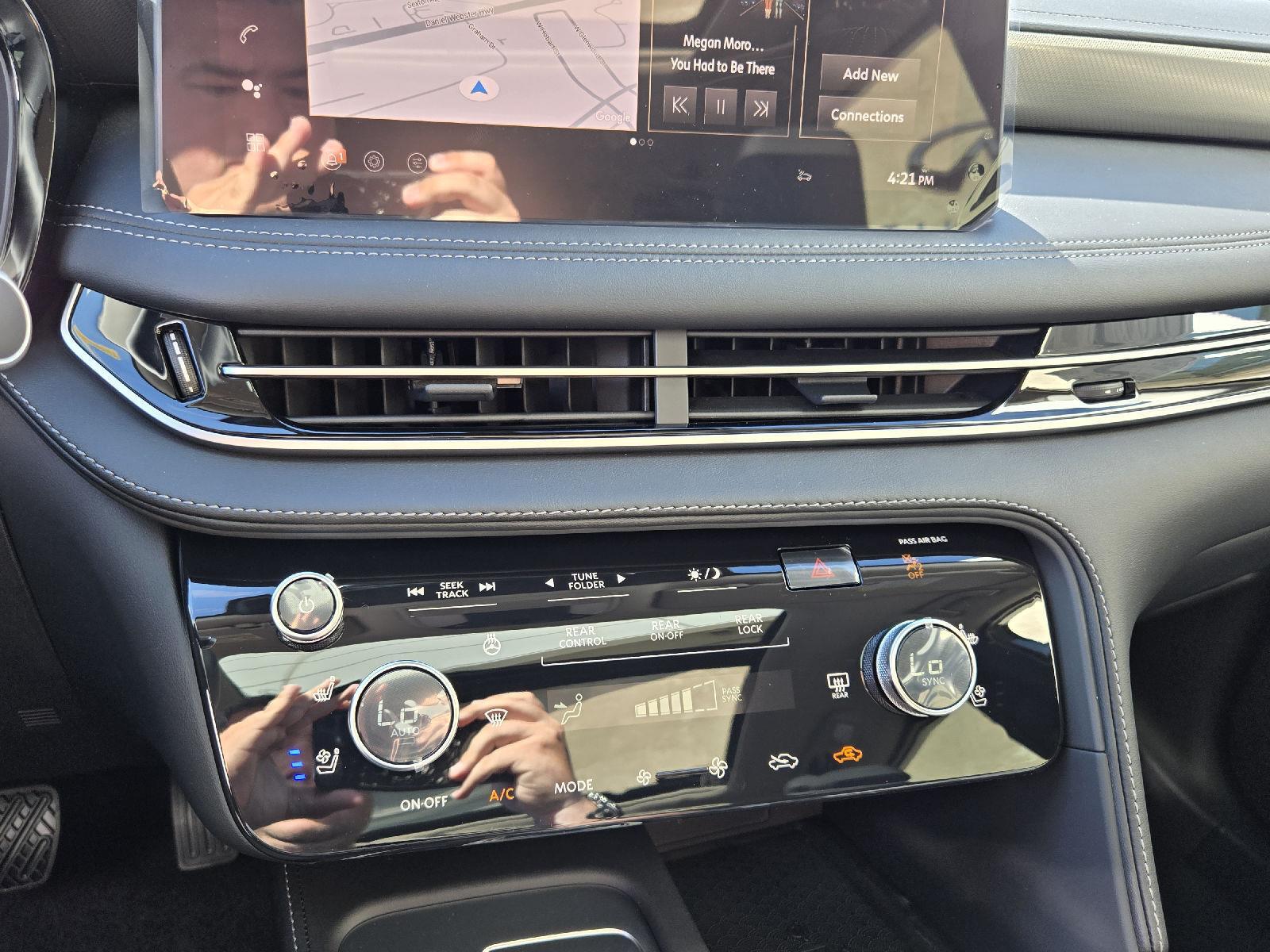 2026 Infiniti QX60 Luxe AWD photo 18
