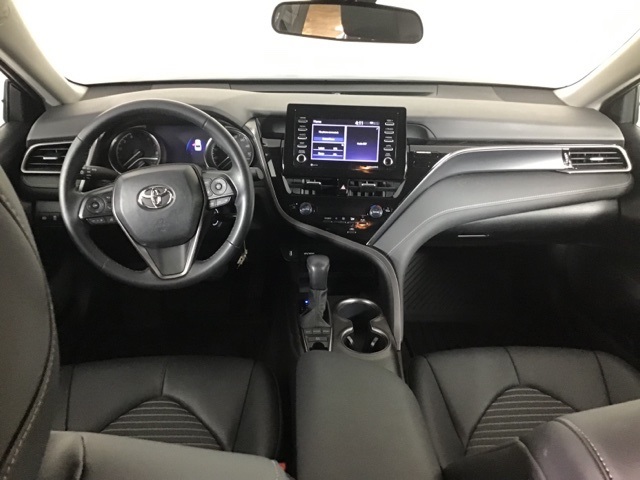 2023 Toyota Camry SE photo 13