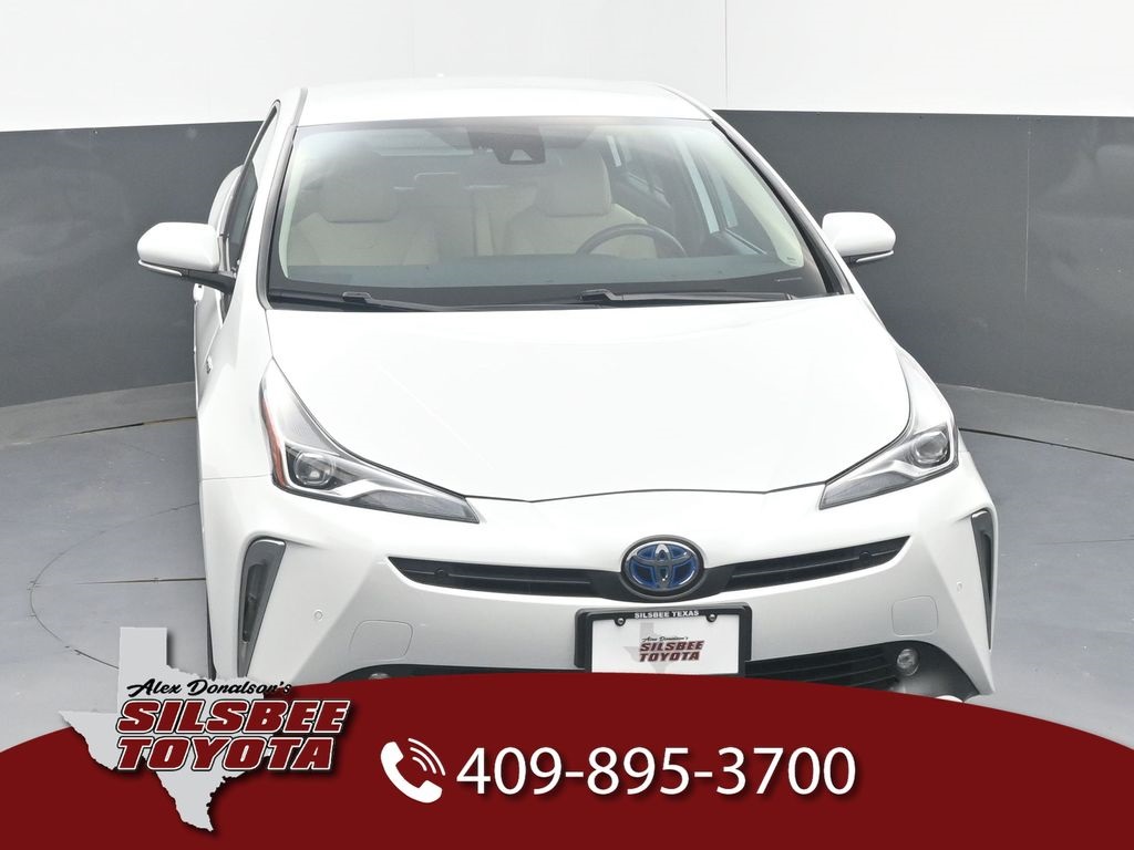 2022 Toyota Prius Limited photo 2