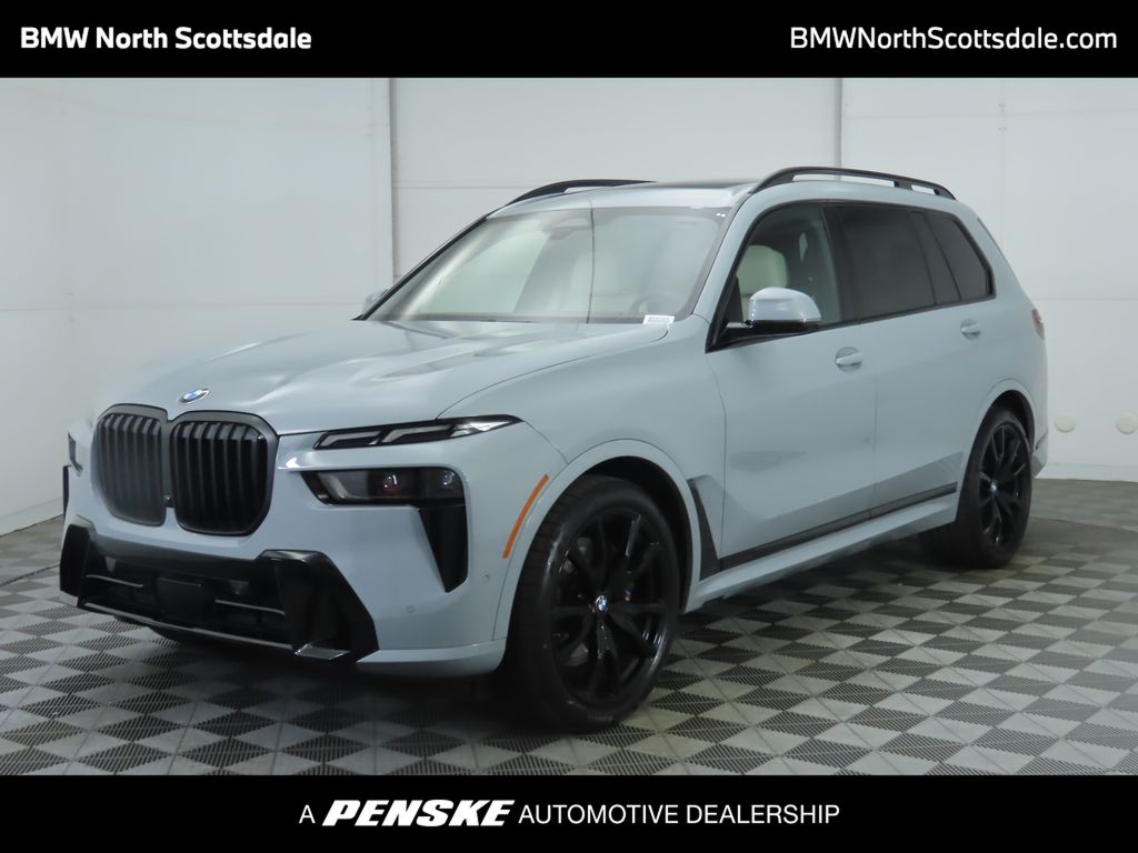 2024 BMW X7 40i's photo