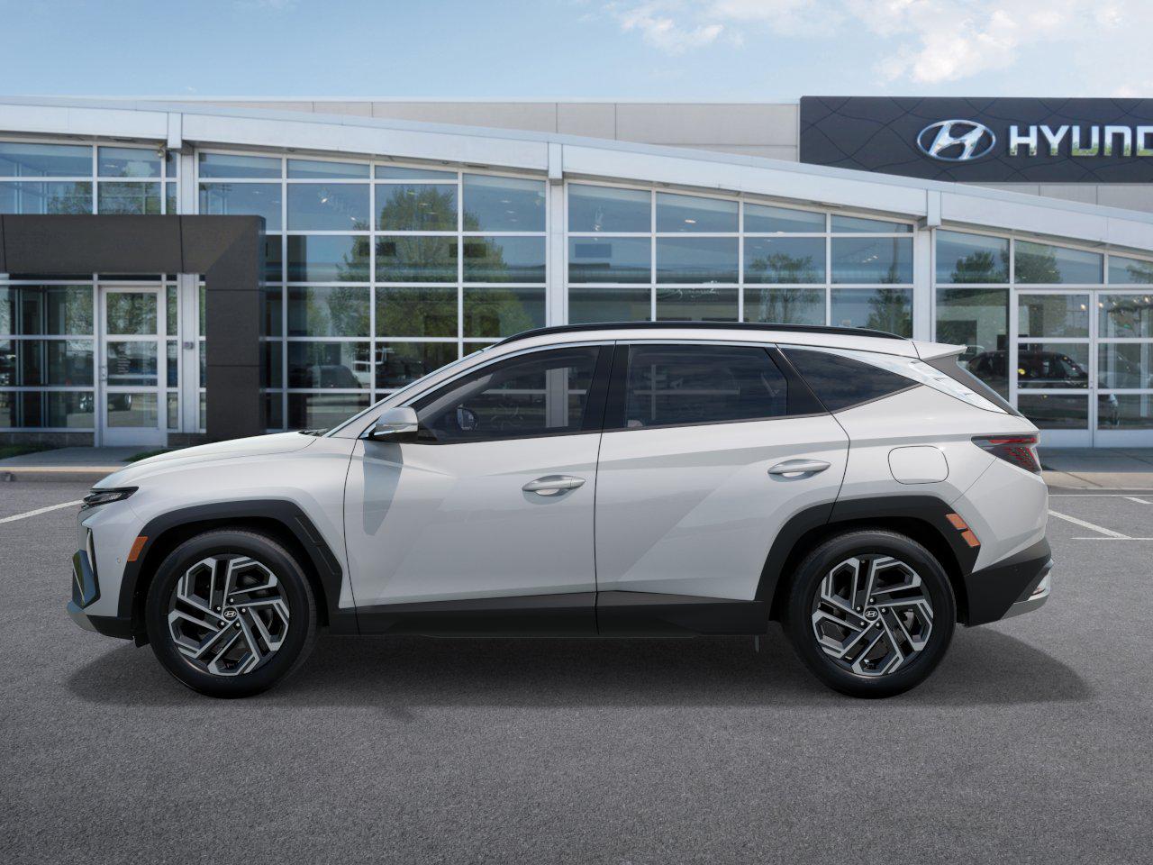 2025 Hyundai Tucson Limited photo 3