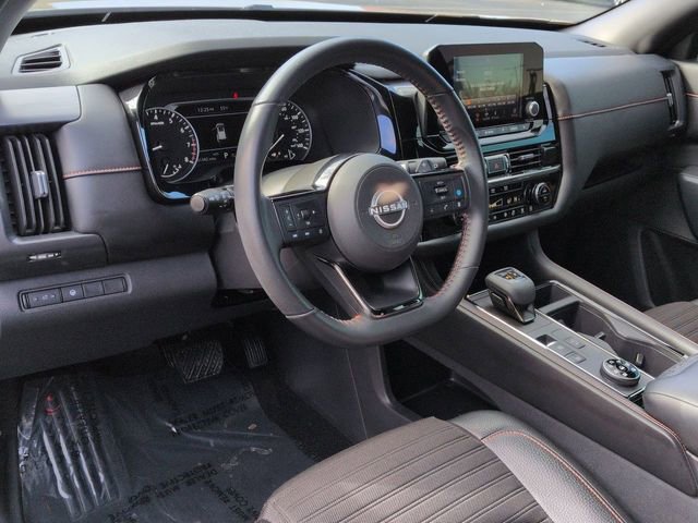 2023 Nissan Pathfinder Rock Creek photo 3