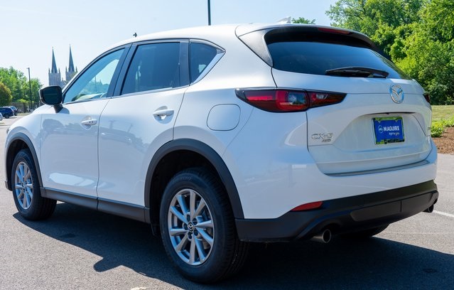 2023 Mazda CX-5 2.5 S Preferred photo 6