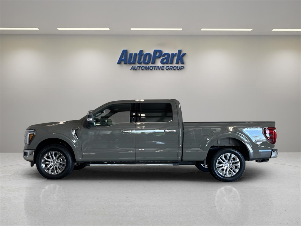 2025 Ford F-150 Lariat photo 2