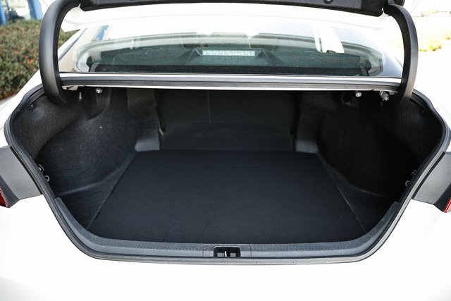 2023 Toyota Camry LE photo 29