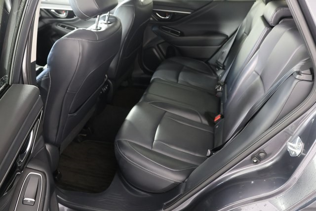 2022 Subaru Outback Limited photo 17