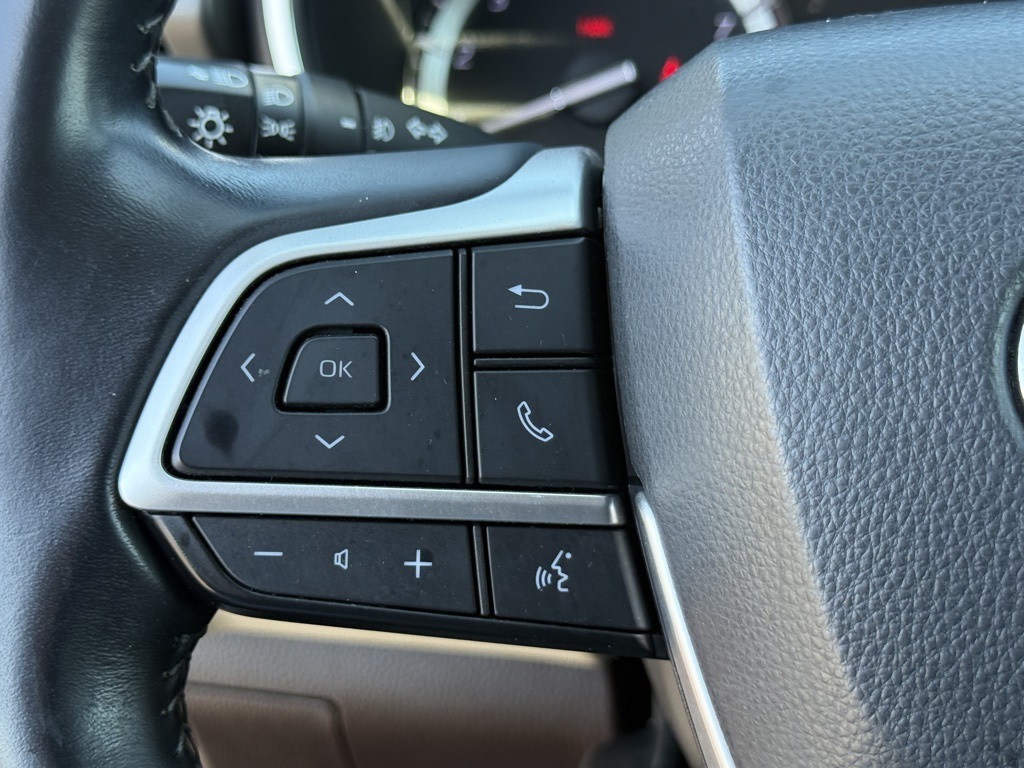 2022 Toyota Highlander XLE photo 22
