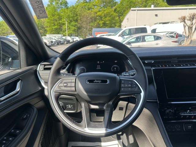 2025 Jeep Grand Cherokee Altitude X photo 18
