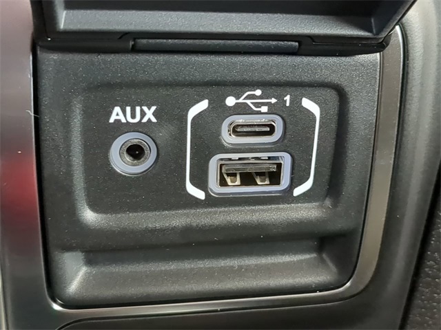 2025 Jeep Gladiator Mojave photo 22