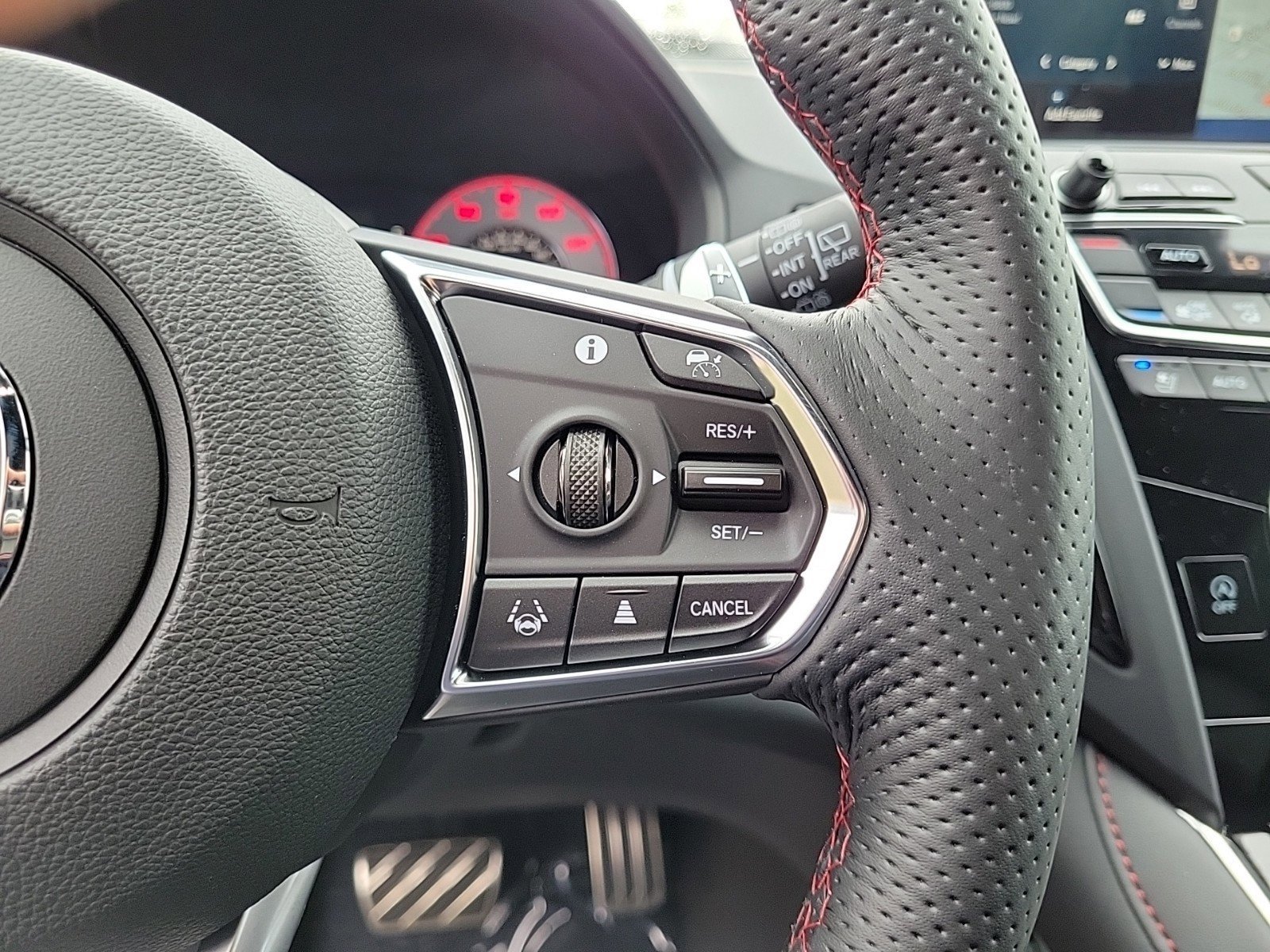 2025 Acura RDX A-Spec Advance photo 13