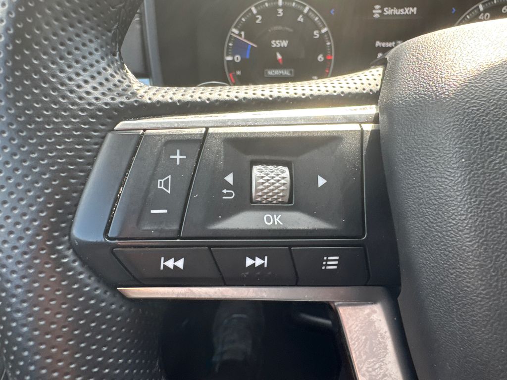 2024 Mitsubishi Outlander SE photo 24