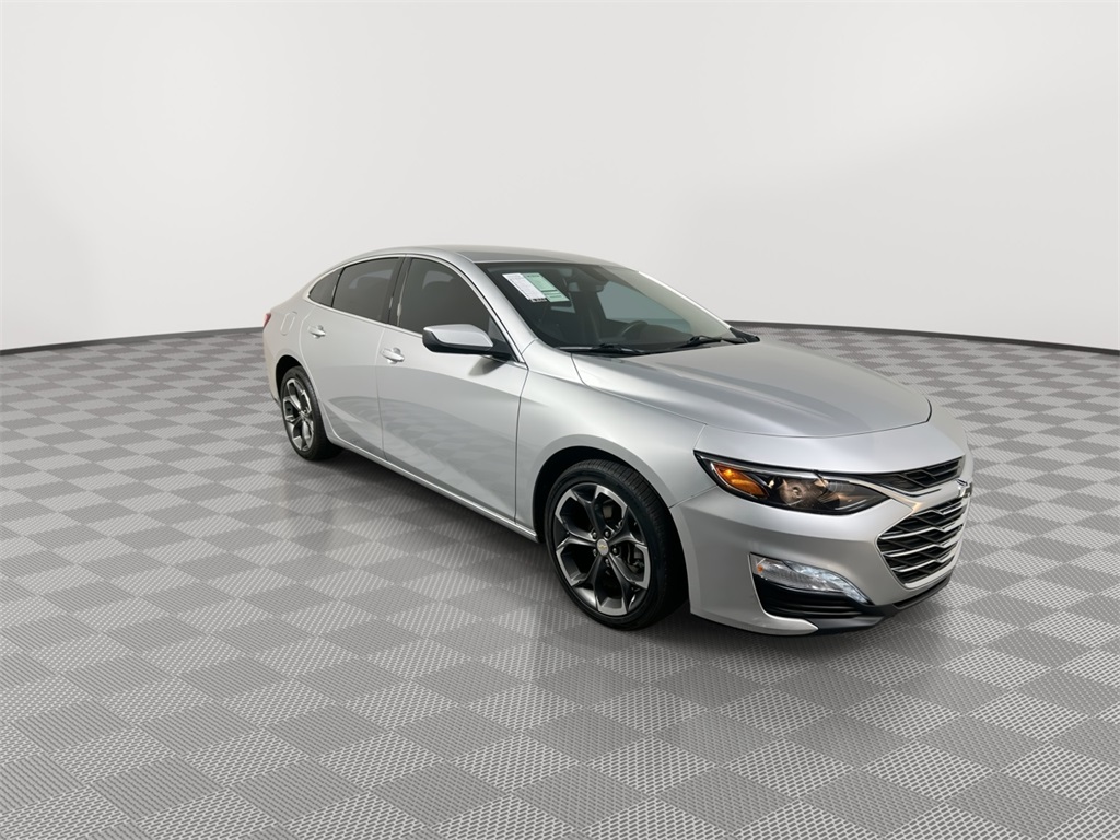 1G1ZD5ST5NF153812
