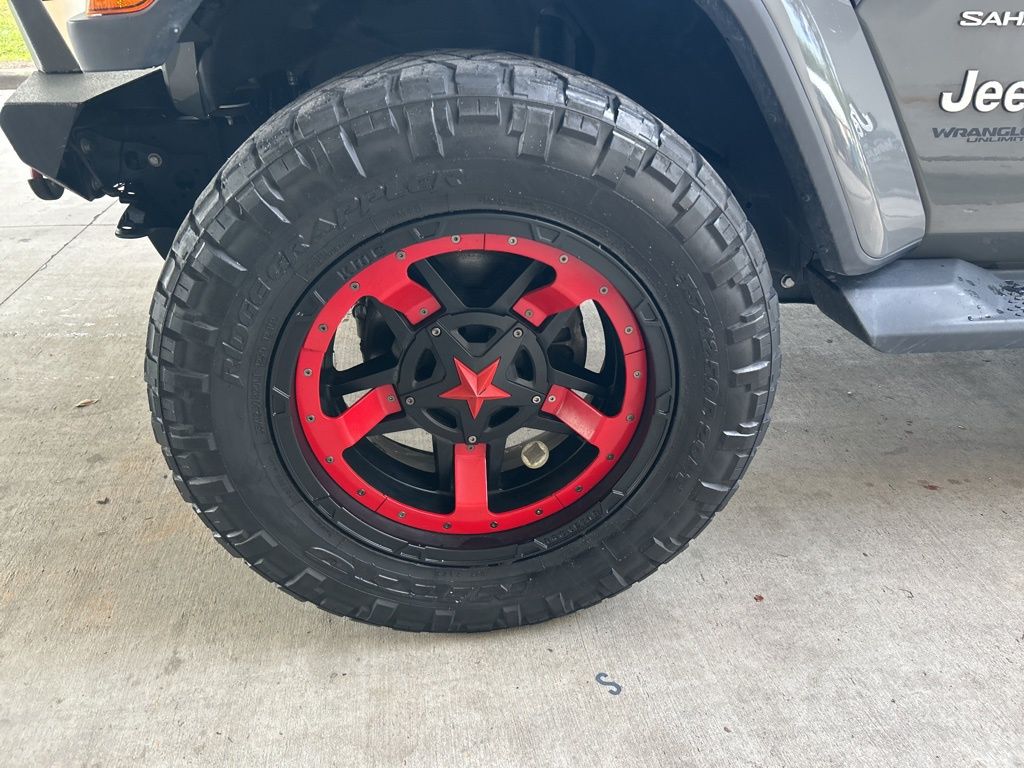 2021 Jeep Wrangler Unlimited Sahara photo 14