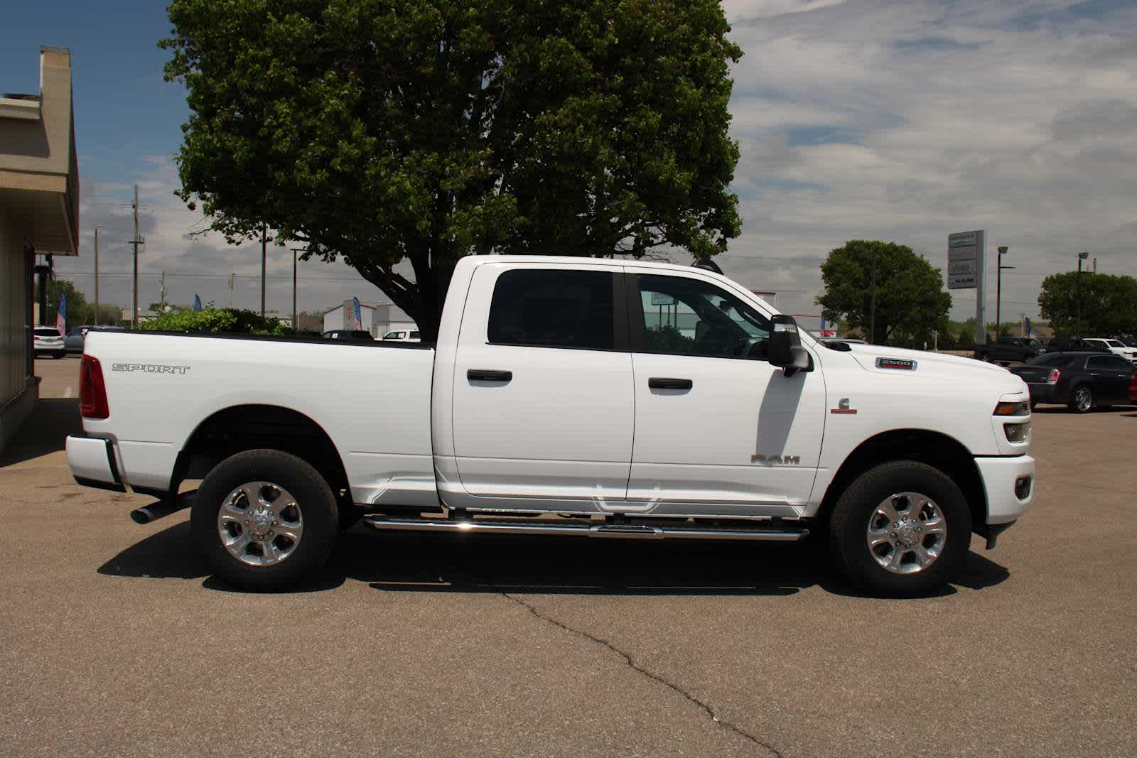 2025 Ram 2500 Big Horn photo 3