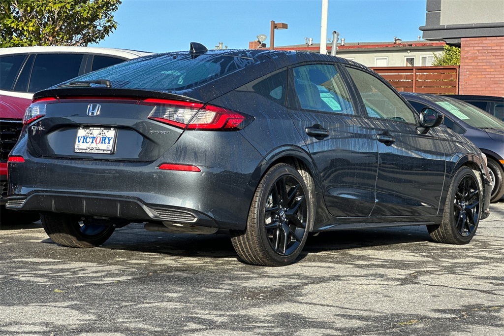 2025 Honda Civic Hatchback Sport photo 4