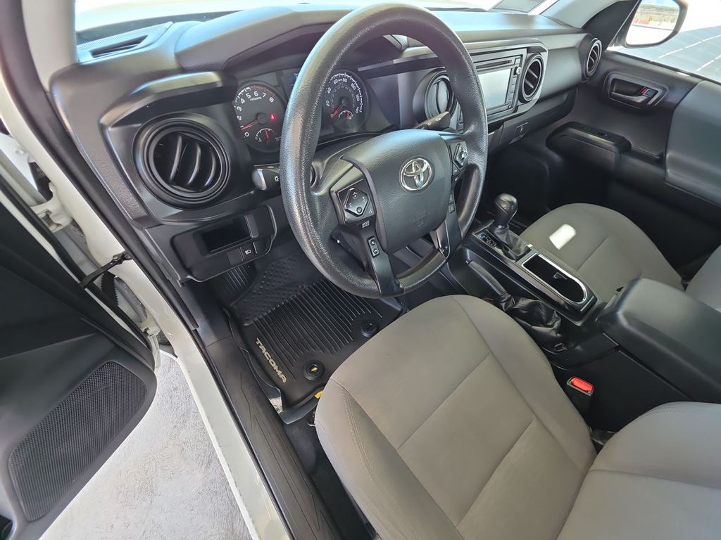 2018 Toyota Tacoma SR photo 10