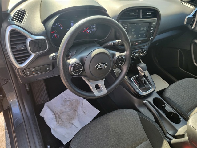 2020 Kia Soul S photo 13