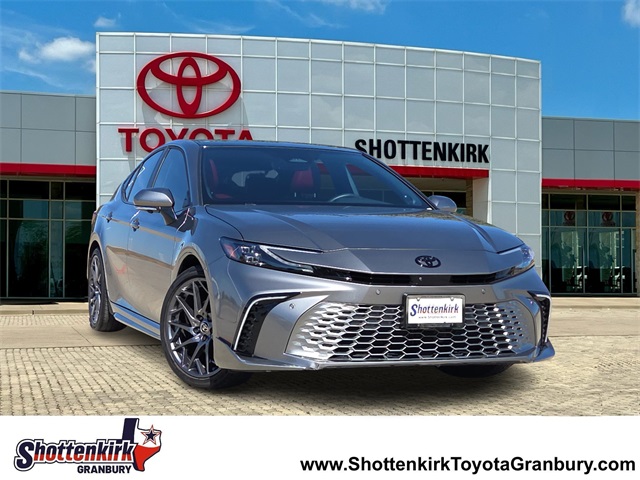 2025 Toyota Camry XSE's photo