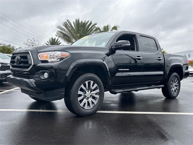 2023 Toyota Tacoma SR5 photo 2