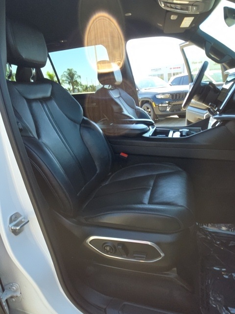 2023 Jeep Wagoneer L Series II photo 38