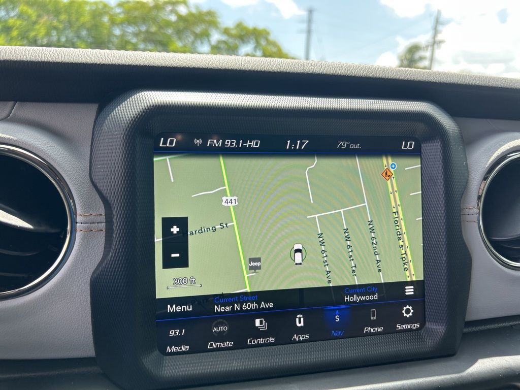 2022 Jeep Gladiator High Altitude photo 12