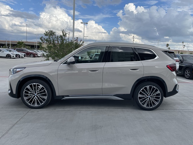 2026 Bmw X1 XDrive28i photo 3