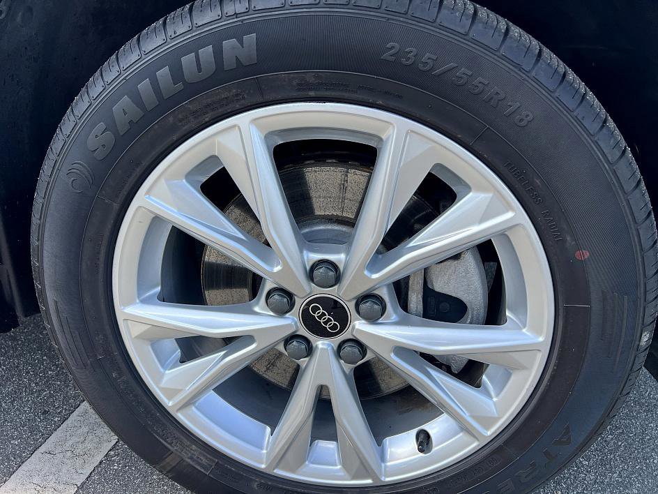 2024 Audi Q3 S line Premium photo 12