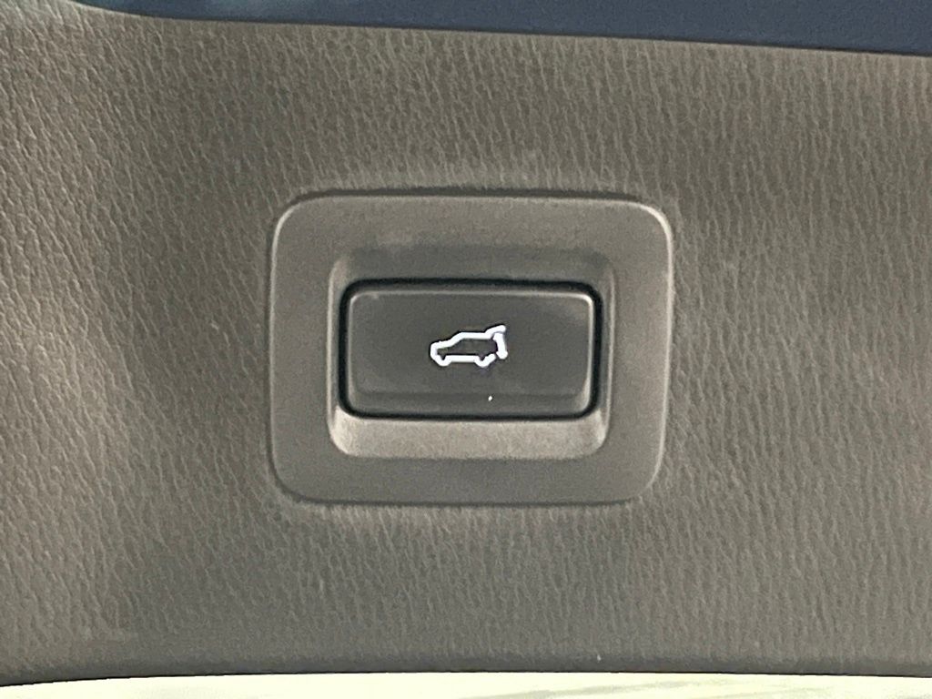 2019 Mazda CX-5 Signature photo 32