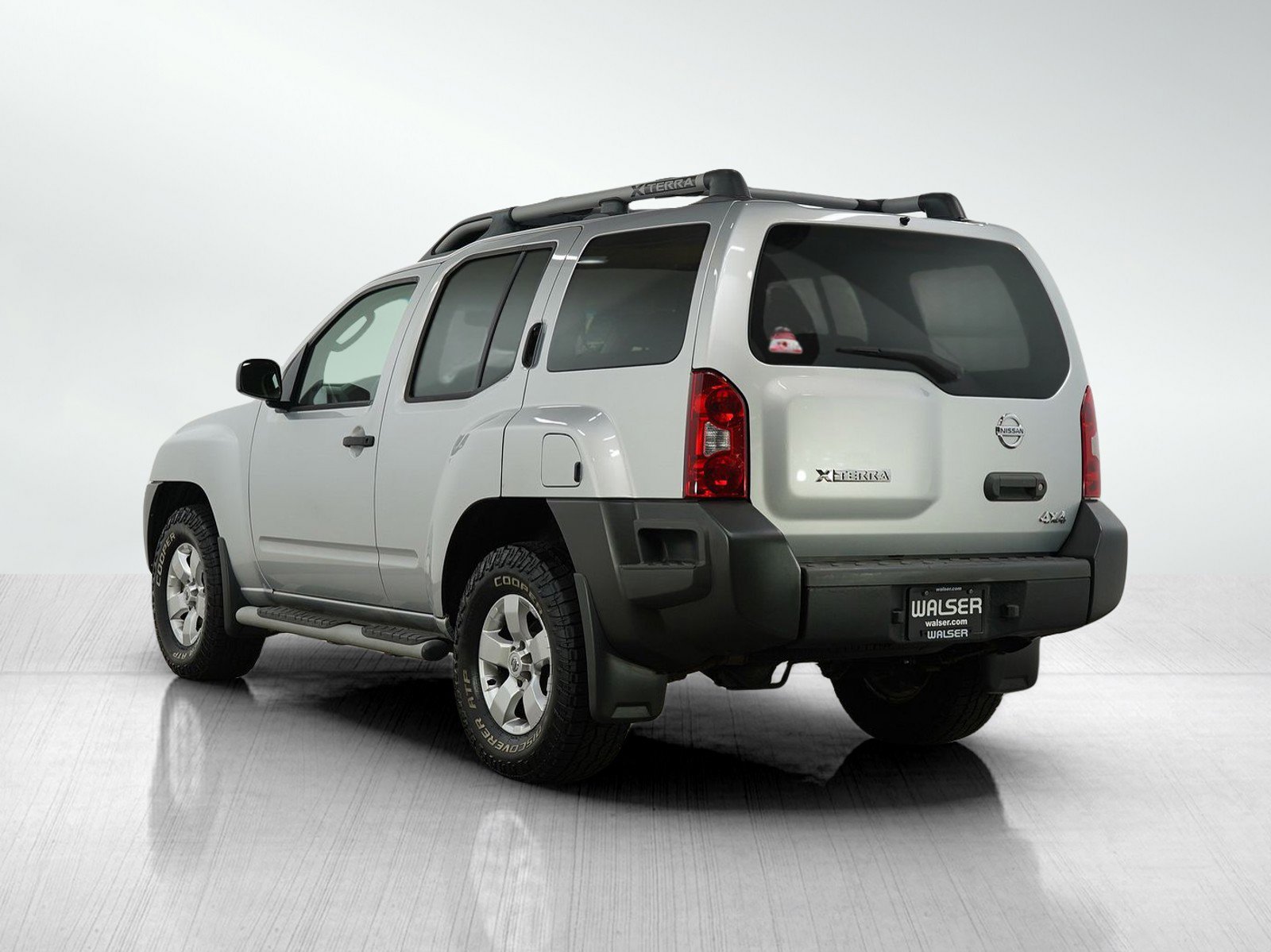 2009 Nissan Xterra S photo 2