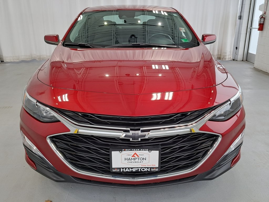 2022 Chevrolet Malibu RS photo 3